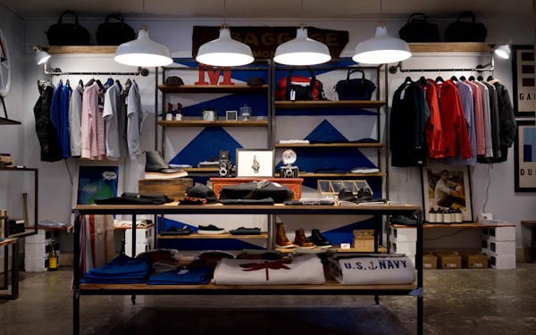 10 Must-Have Essentials for the New Season