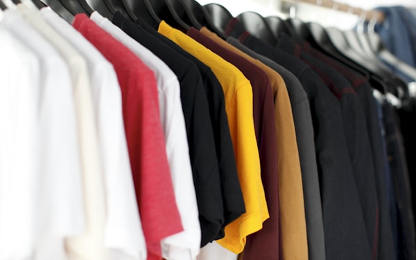 How to Build a Capsule Wardrobe on a Budget